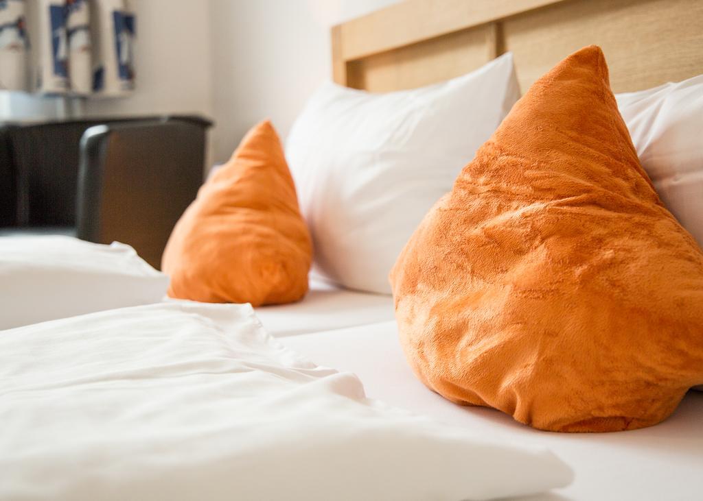 Hotel Tum Stueuermann 부숨 외부 사진